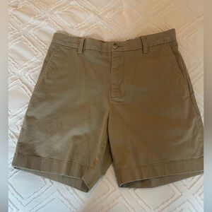 Southern Tide Men's Khaki Flat Front Shorts - Inter coastal Waterway